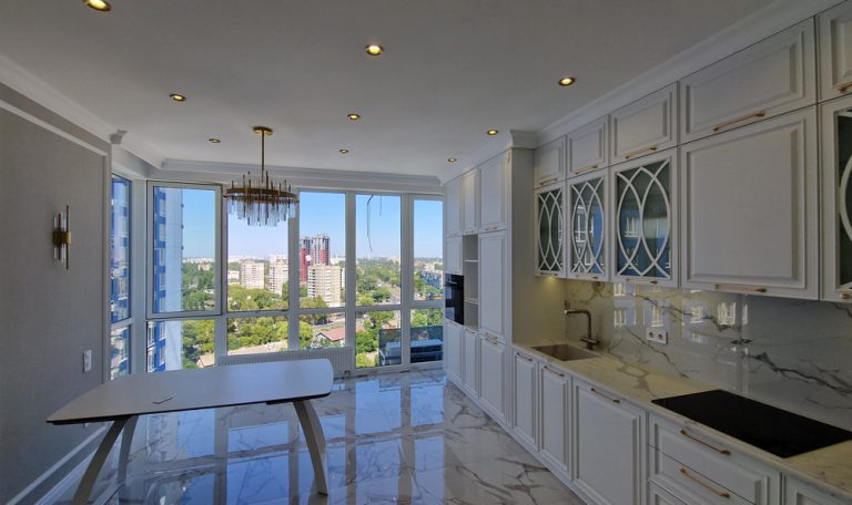 Кухня по индивидуальному проекту - вечная классика в современном стиле ...